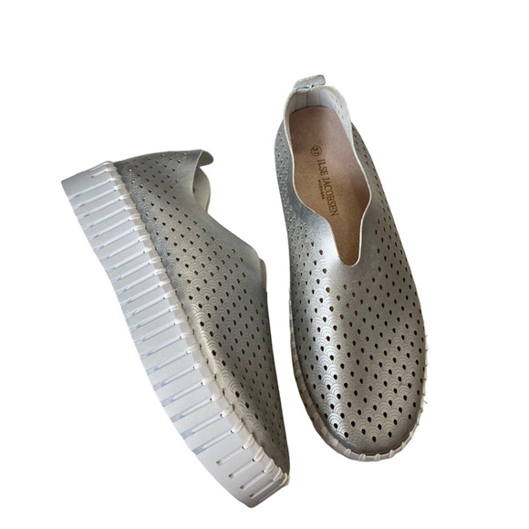 Ilse Jacobson The On-The-Go-Platform-Slip-On in Silver Size 37/ US Size 6.5 - Picture 4 of 8